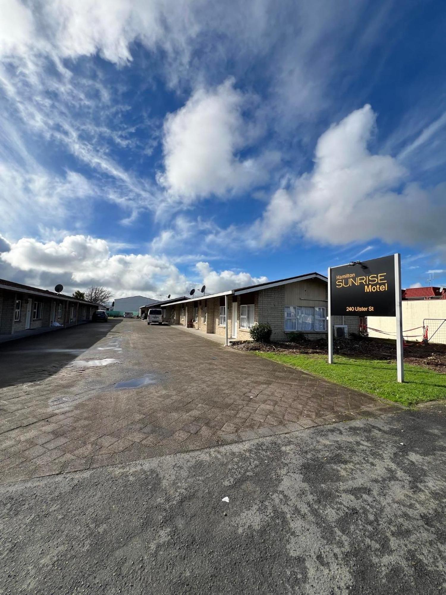 Hamilton Sunrise Motel Eksteriør bilde